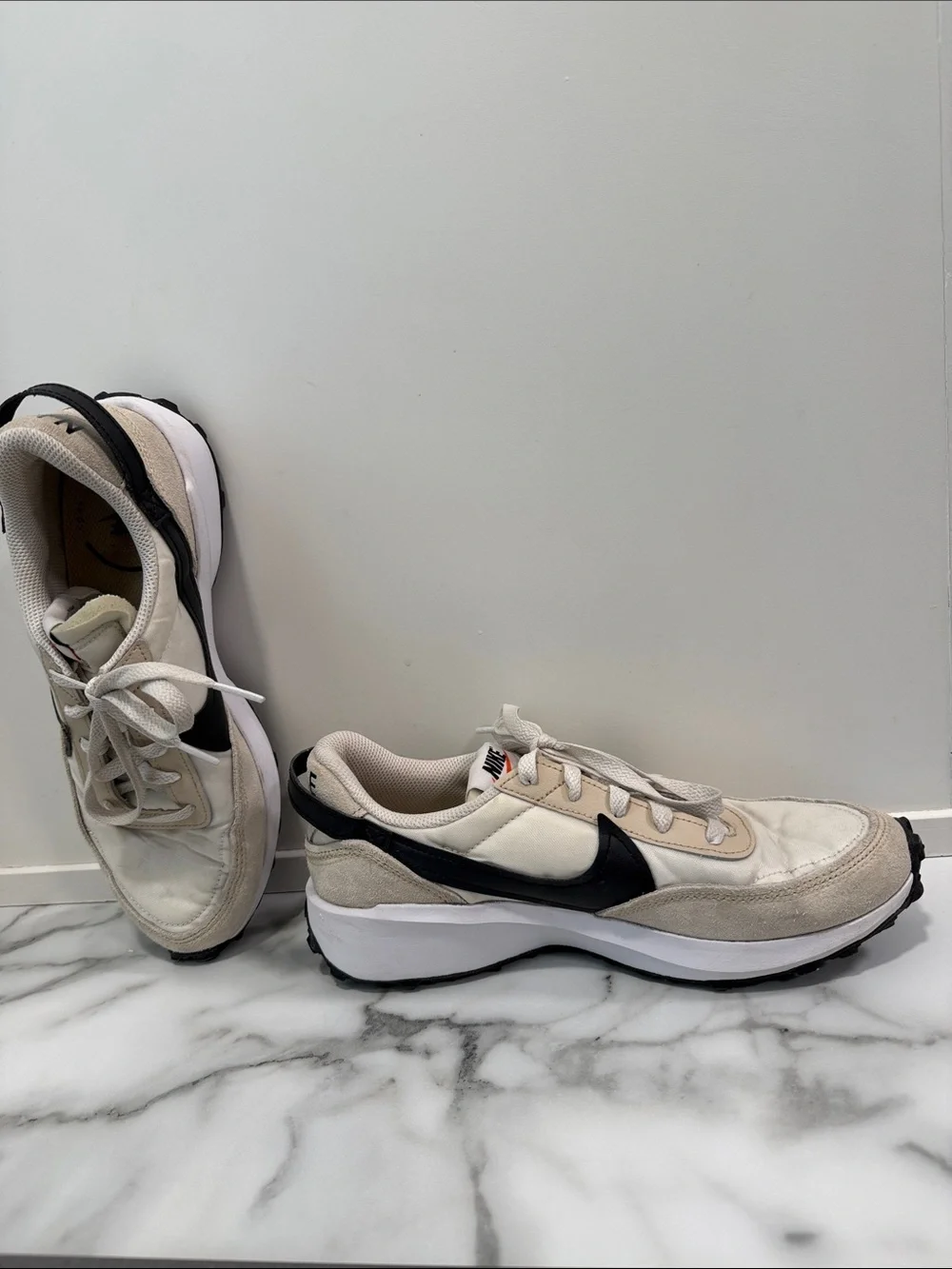 Nike Waffle Debut Athletic Shoes Womens 8 Sanddrift Black Phantom White Lace Up